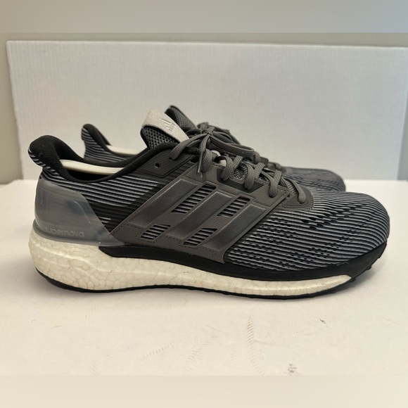 ADIDAS MEN'S SUPERNOVA  M BOOST RUNNING SNEAKERS | CONTINENTAL RUBBER Sz 11.5 - Picture 2 of 16